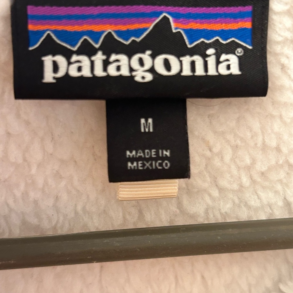 Patagonia Off-White Fleece 3/4 pullover - Picture 3 of 12